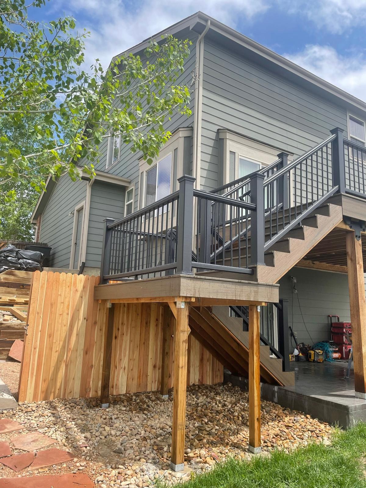 Upper Deck with Cedar Privacy Screen
